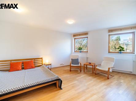 Pronájem bytu, 1+1, 43 m²