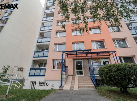 Pronájem bytu, 2+kk, 43 m²