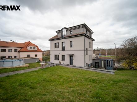 Prodej domu/vily, 188 m² obrázek