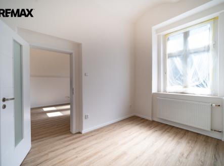 Pronájem bytu, 2+kk, 44 m²