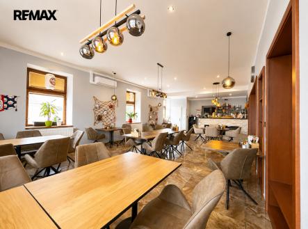 Pronájem restaurace, 200 m²