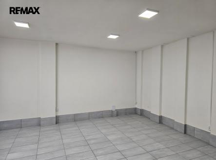 Pronájem obchodní prostor, 50 m²