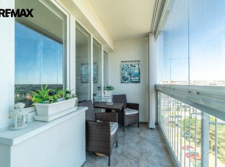 Pronájem bytu, 2+kk, 58 m²