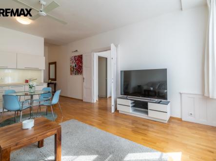 Pronájem bytu, 2+kk, 63 m²