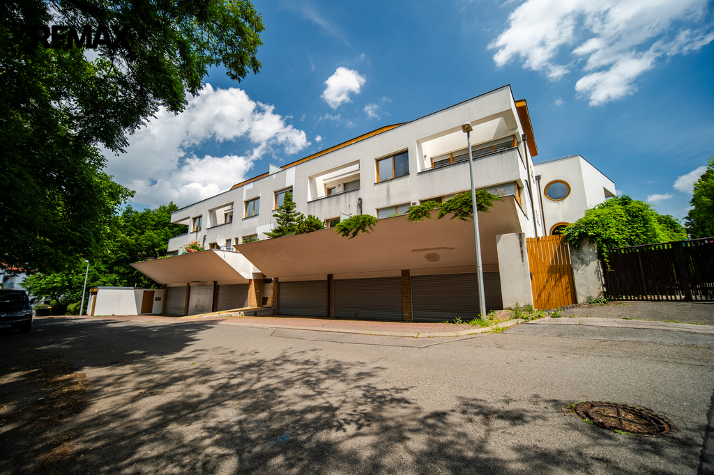 Pohled z ulice