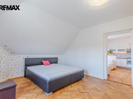 Pronájem bytu, 2+kk, 52 m²