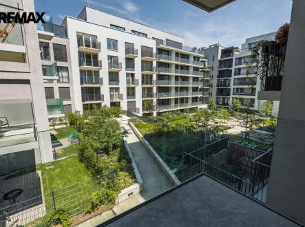 Pronájem bytu, 3+kk, 82 m²