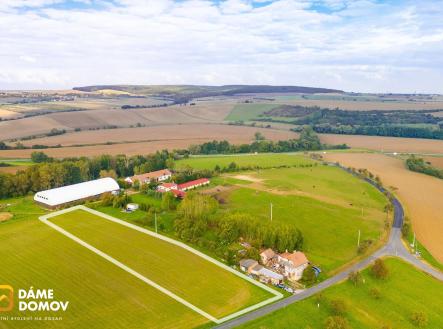 Prodej pozemku pro bydlení, 3 050 m²