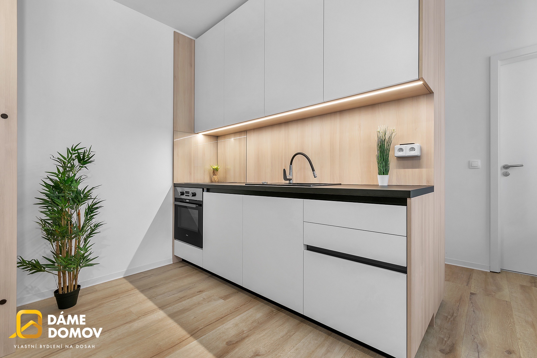 Radek Motyka Zlin Pronajem ParkTower small 02