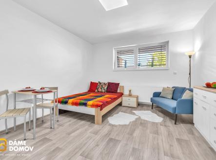 Pronájem bytu, 1+kk, 31 m²