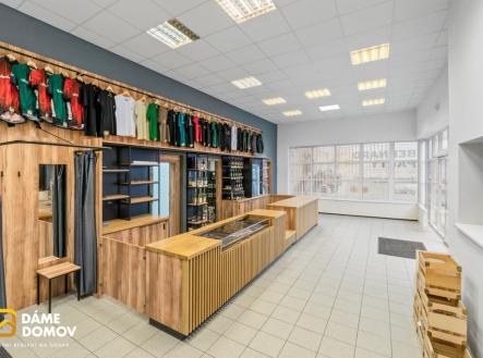 Pronájem obchodní prostor, 142 m²