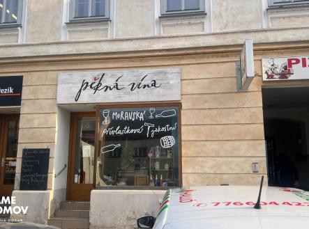 Pronájem obchodní prostor, 65 m²