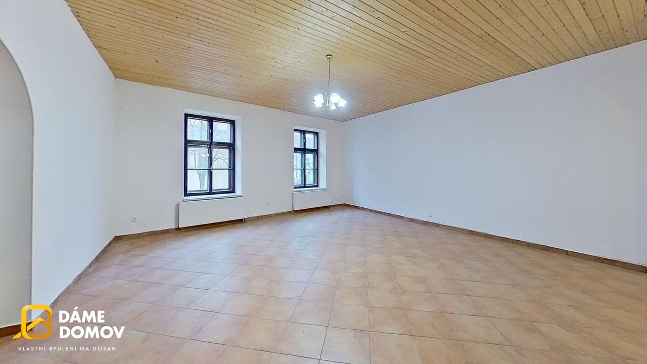 13-namesti-Dr-Edvarda-Benese-Living-Room