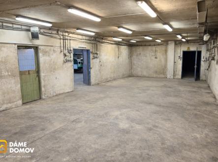 Prodej komerčního objektu, výroba, 704 m²