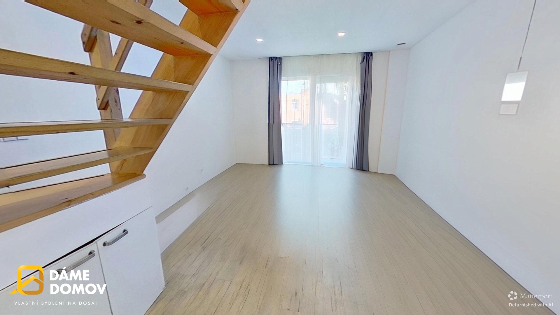 Prikra-puldomek-pronajem-03232026_175603_defurnished