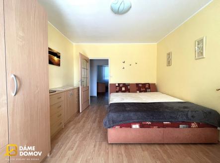 Pronájem bytu, 2+1, 57 m²