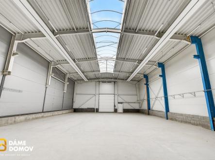 Pronájem komerčního objektu, sklad, 482 m²