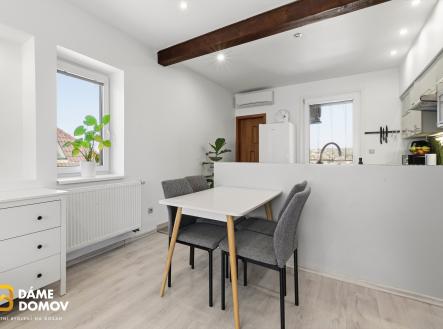 Pronájem bytu, 2+kk, 84 m²