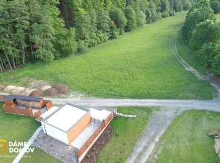 Prodej pozemku pro bydlení, 2 561 m²