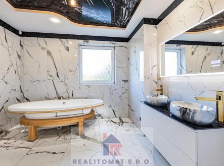 Pronájem bytu, 4+kk, 267 m²