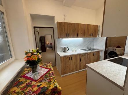 Pronájem bytu, 2+1, 71 m² obrázek
