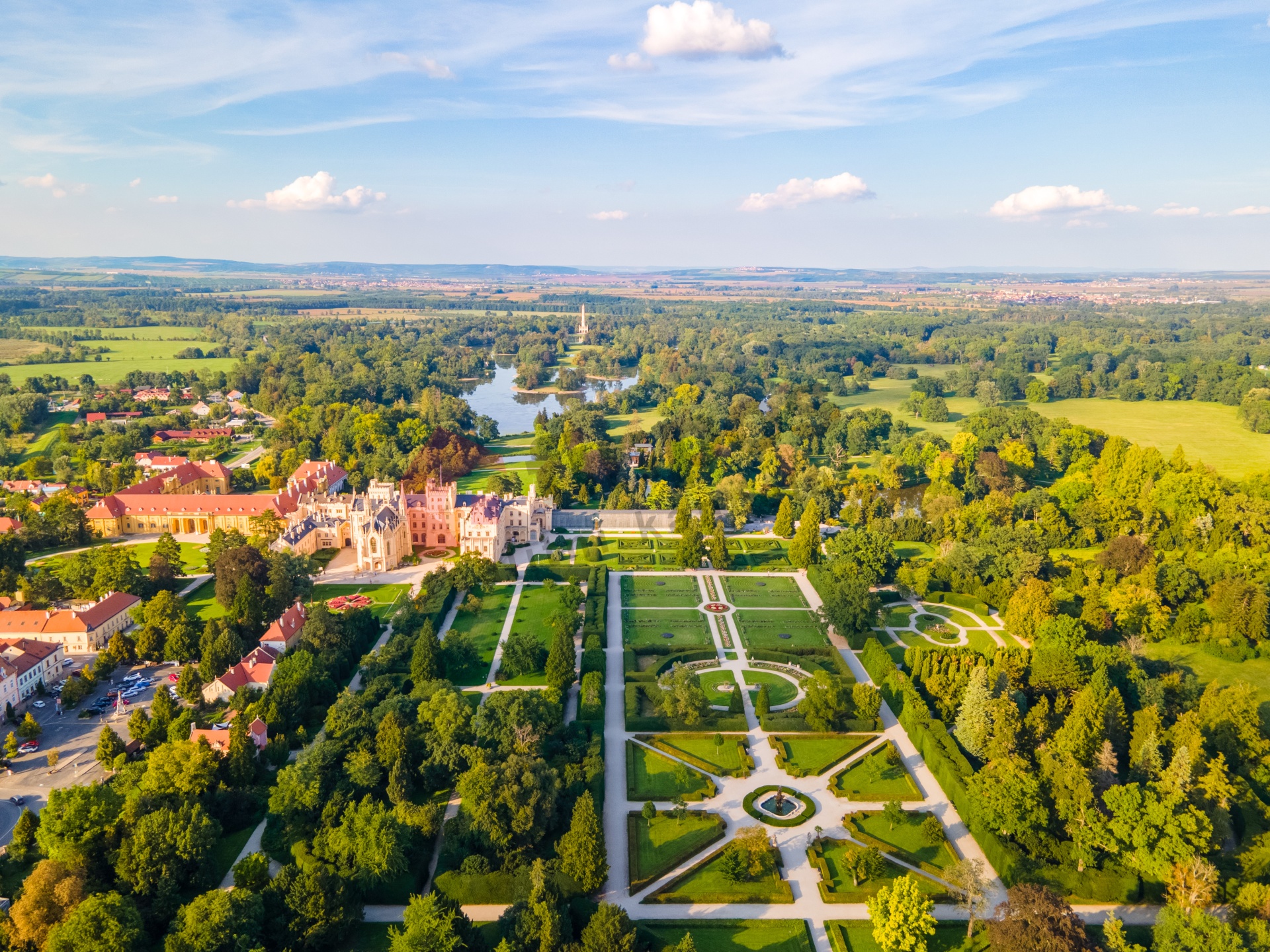 Prodej dvougeneračního rodinného domu 293 m2 v Lednici na Moravě, okr. Břeclav