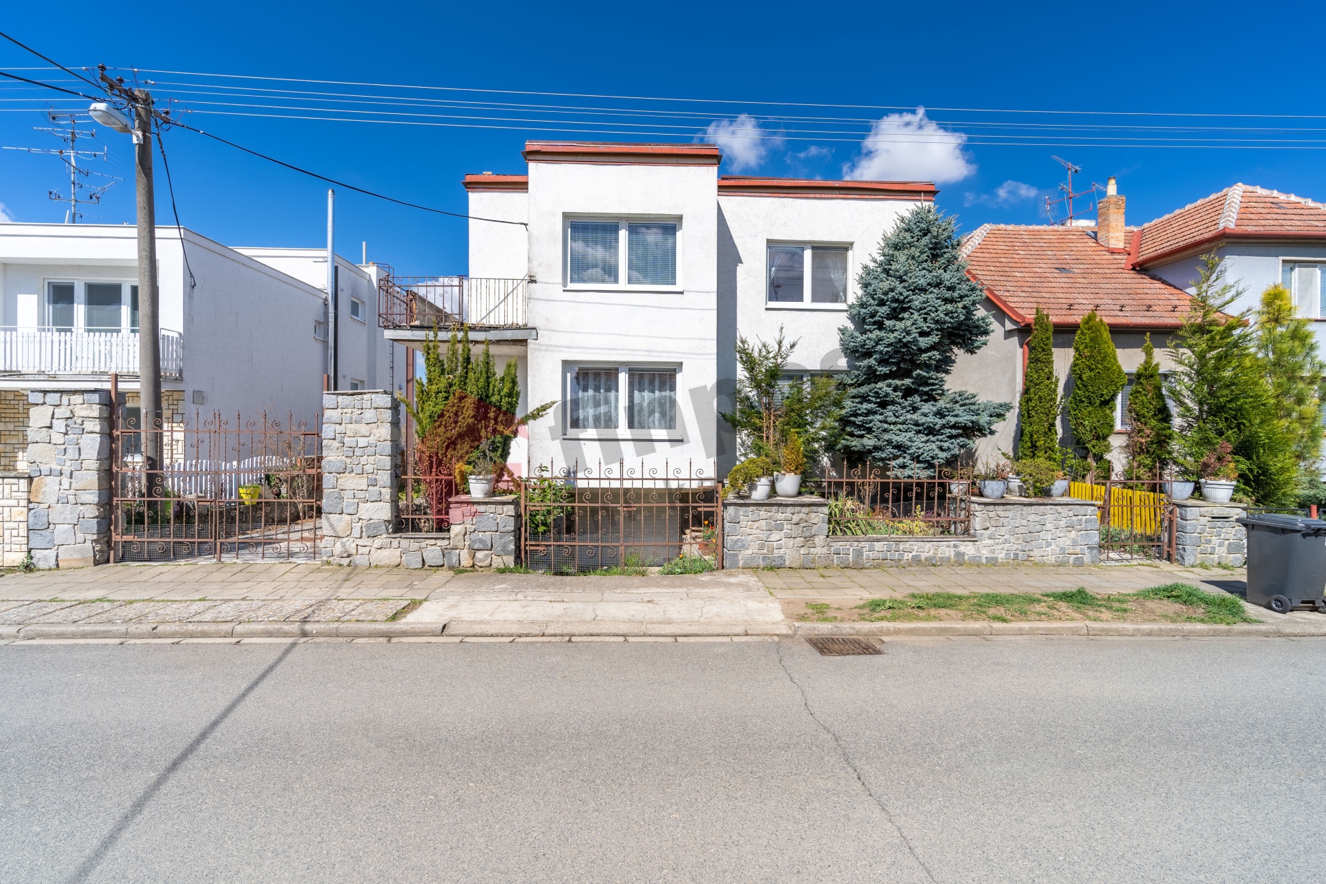 Prodej dvougeneračního rodinného domu 293 m2 v Lednici na Moravě, okr. Břeclav