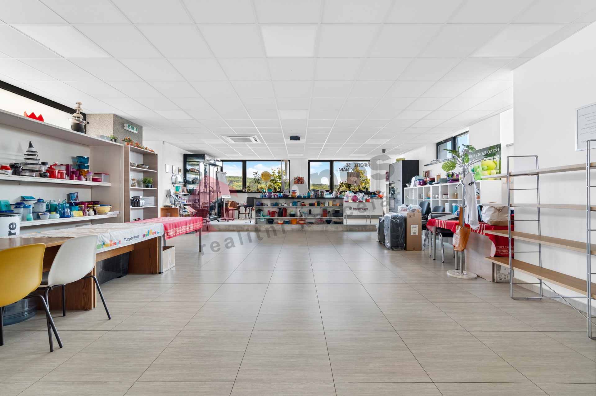 Pronájem komerčních prostor 378 m2, Žarošická, Brno - Vinohrady