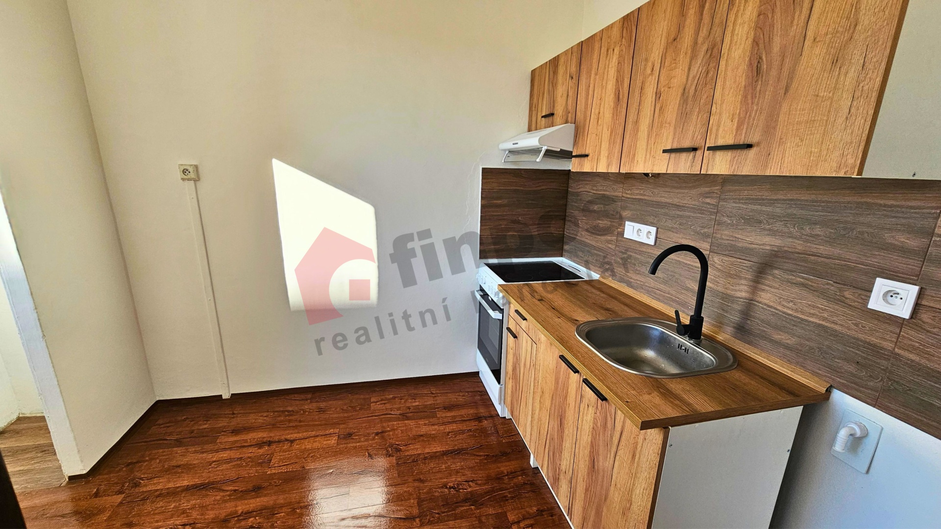 Pronájem bytu 1+1, Břidličná