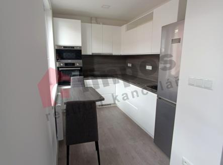 Pronájem bytu, 1+kk, 34 m²