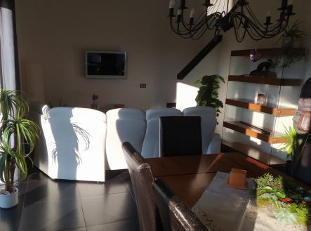 Prodej - dům/vila, 360 m²