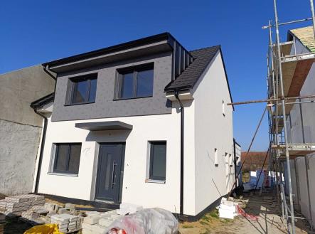 Prodej - dům/vila, 140 m²