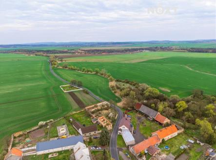 Prodej pozemku pro bydlení, 1 921 m²