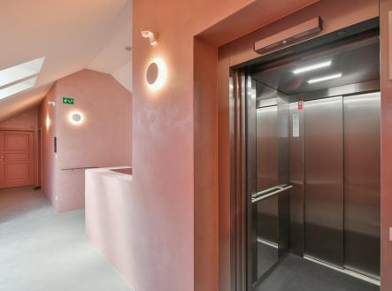 Pronájem bytu, 2+kk, 43 m²