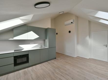 Pronájem bytu, 2+kk, 43 m²