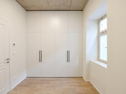 Pronájem bytu, 3+kk, 58 m²