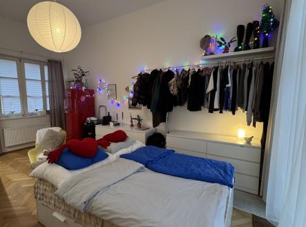 Pronájem bytu, 1+kk, 32 m²