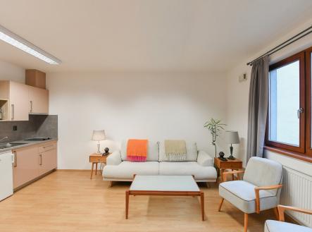 Pronájem bytu, 1+kk, 32 m²