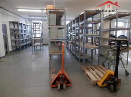 Pronájem skladovací prostor, 229 m²