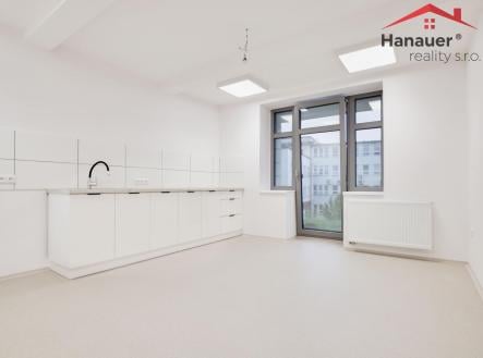 Pronájem komerčního objektu, jiný, 120 m²