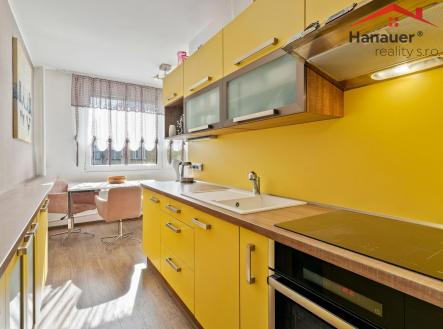 Pronájem bytu, 3+1, 87 m²