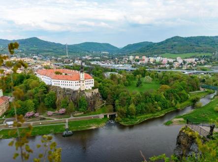 Prodej - pozemek pro bydlení, 1 070 m²