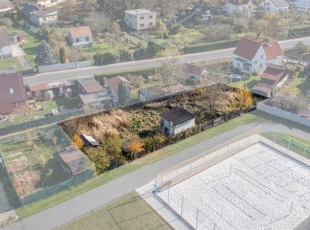 Prodej - pozemek pro bydlení, 678 m² obrázek