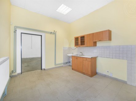 Pronájem výrobní prostory, 112 m²