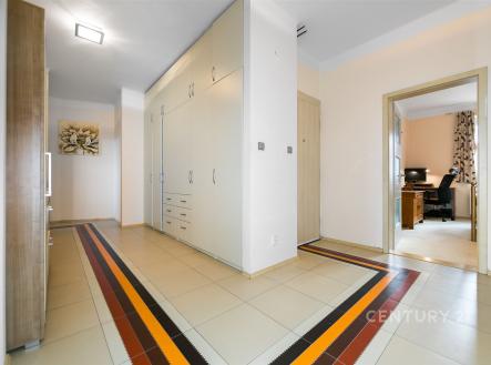 Prodej bytu, 3+kk, 121 m²