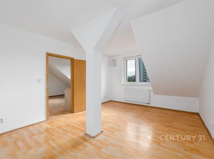 Pronájem bytu, 2+kk, 43 m²