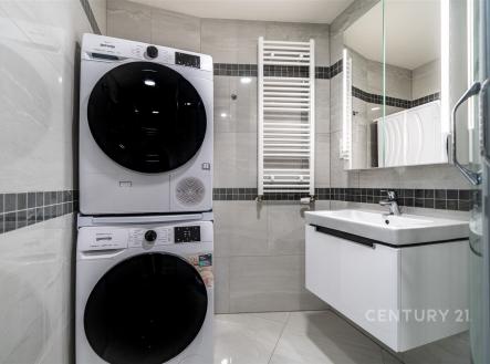 Pronájem bytu, 1+kk, 34 m²