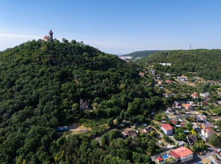 Prodej pozemku pro bydlení, 1 892 m²