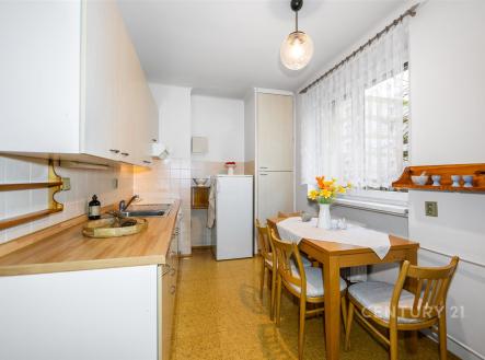 Pronájem bytu, 2+1, 55 m²