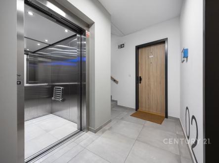 Prodej bytu, 3+kk, 70 m²